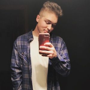 Meet your Posher, Dylan